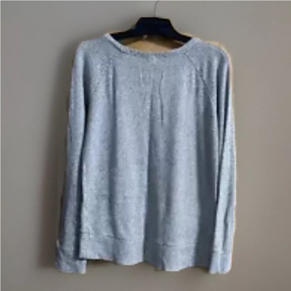 Old Navy Womens Soft Gray Heathered Knit Long Sleeve Pullover Sweater Size Sm - Picture 3 of 6